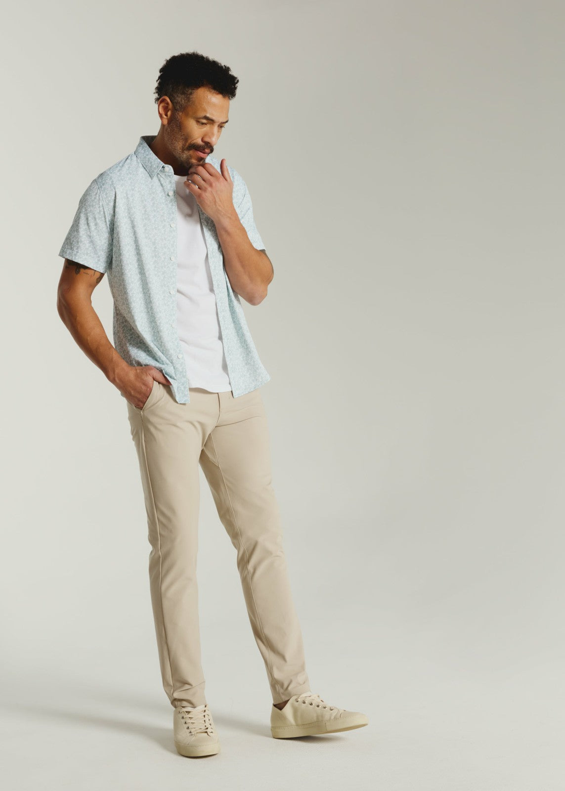 7Diamonds Infinity™ Chino Pant