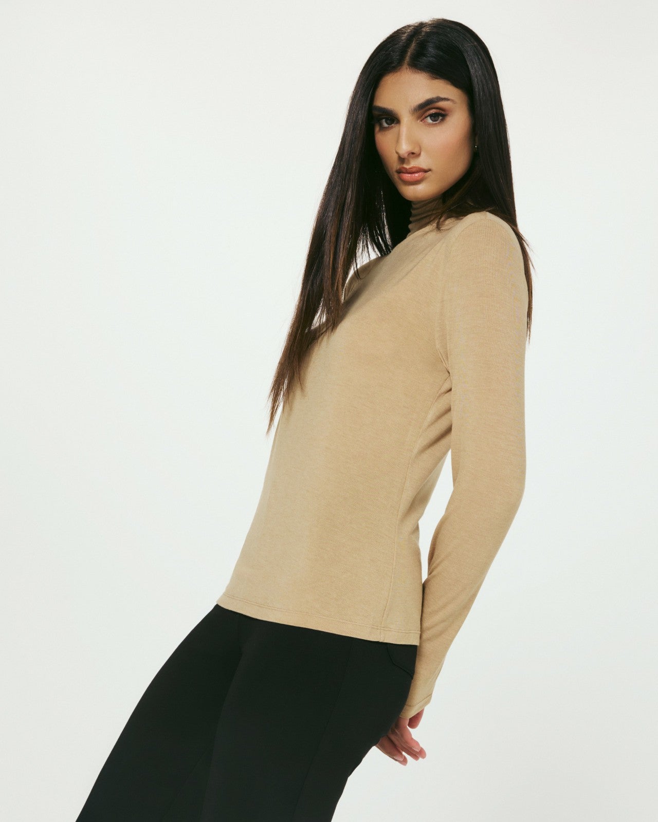 7Diamonds Vanna Turtleneck Top
