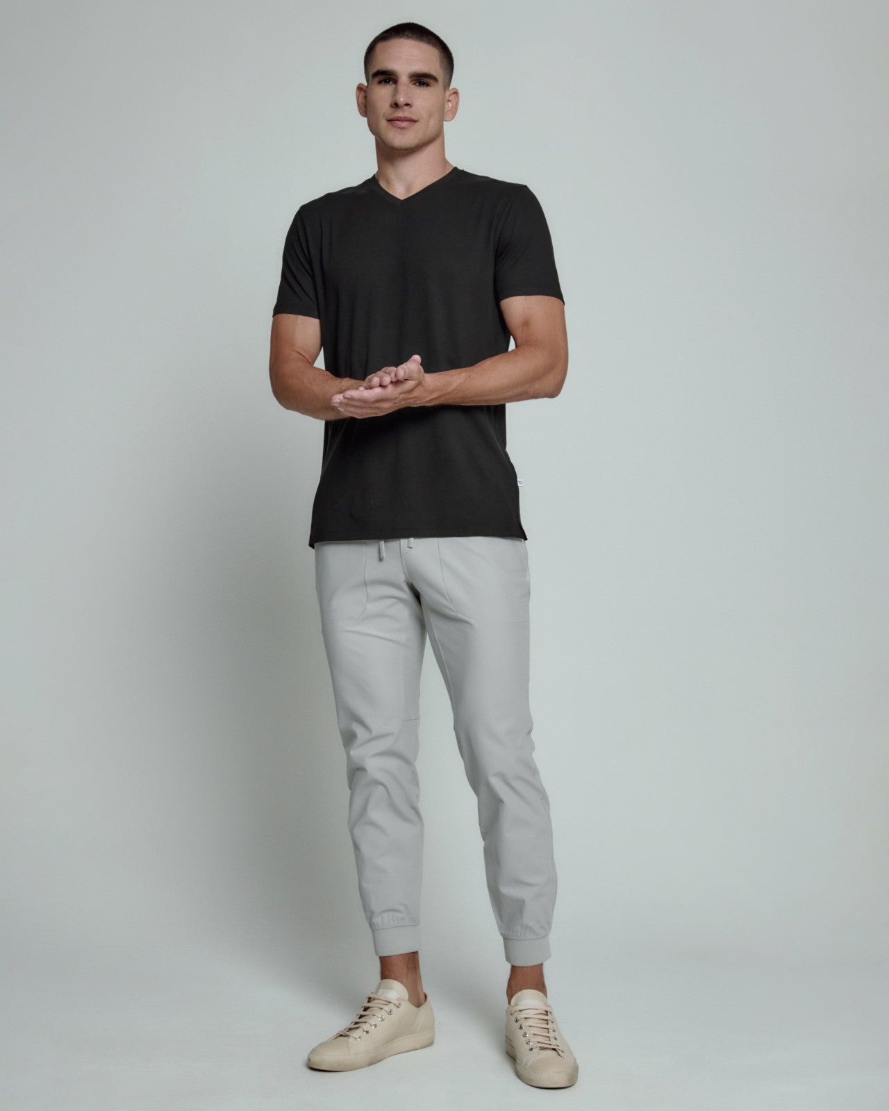 7Diamonds Core V-Neck Tee