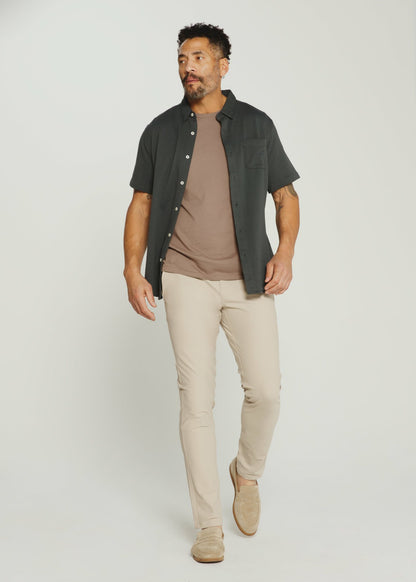 7Diamonds Infinity™ Chino Pant