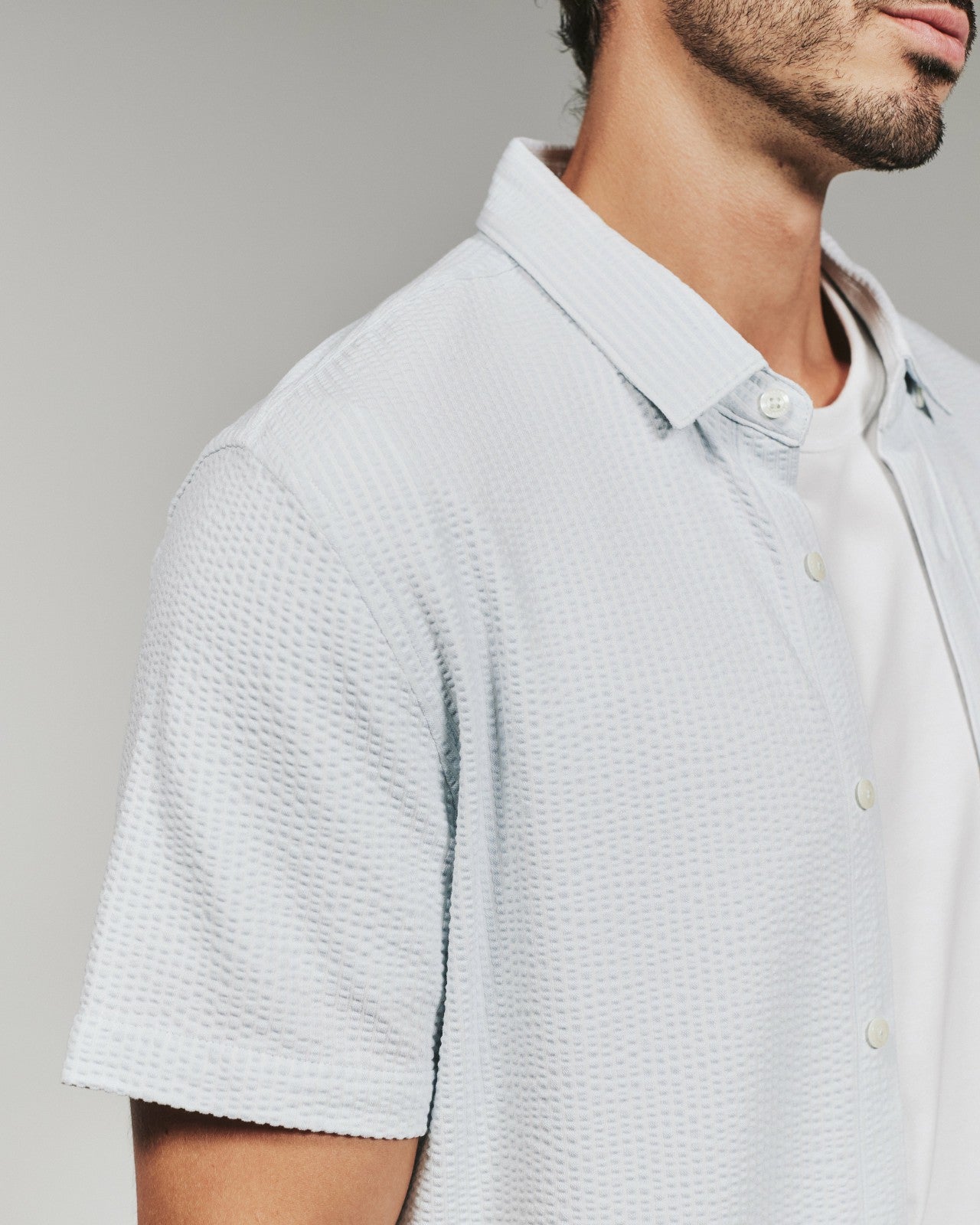 7Diamonds Keaton Seersucker Stretch Short Sleeve Shirt