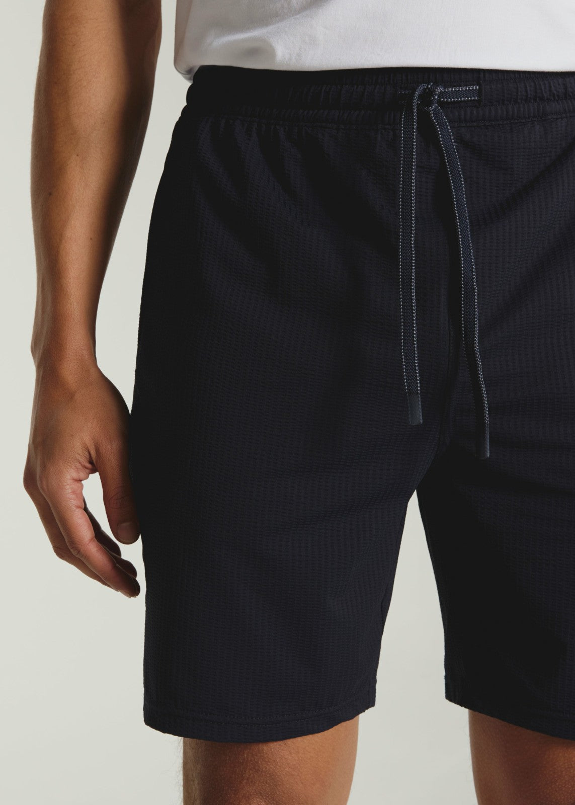 7Diamonds Sutherland Seersucker Stretch Swim Trunk