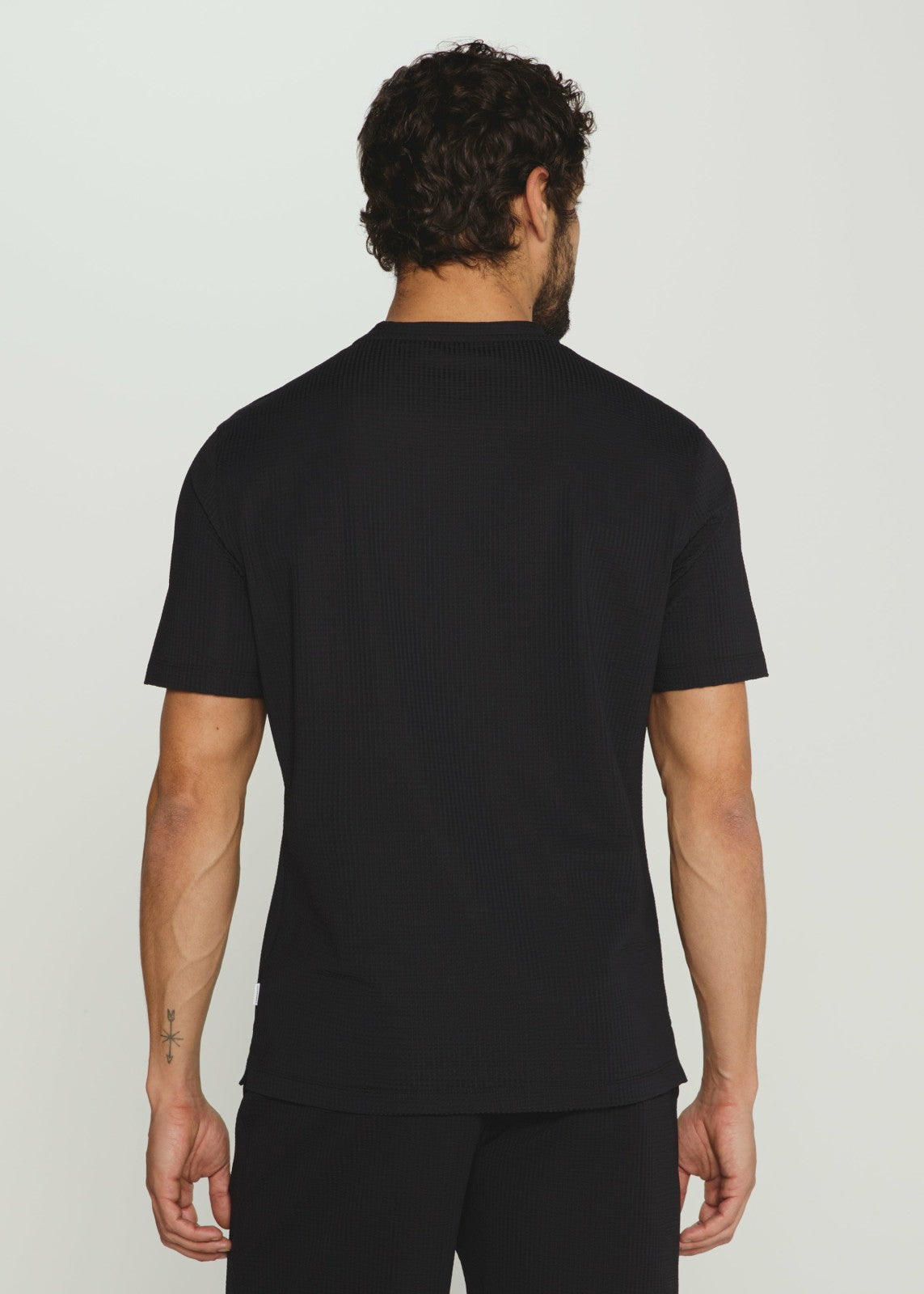 7Diamonds Sutherland Seersucker Stretch Tee