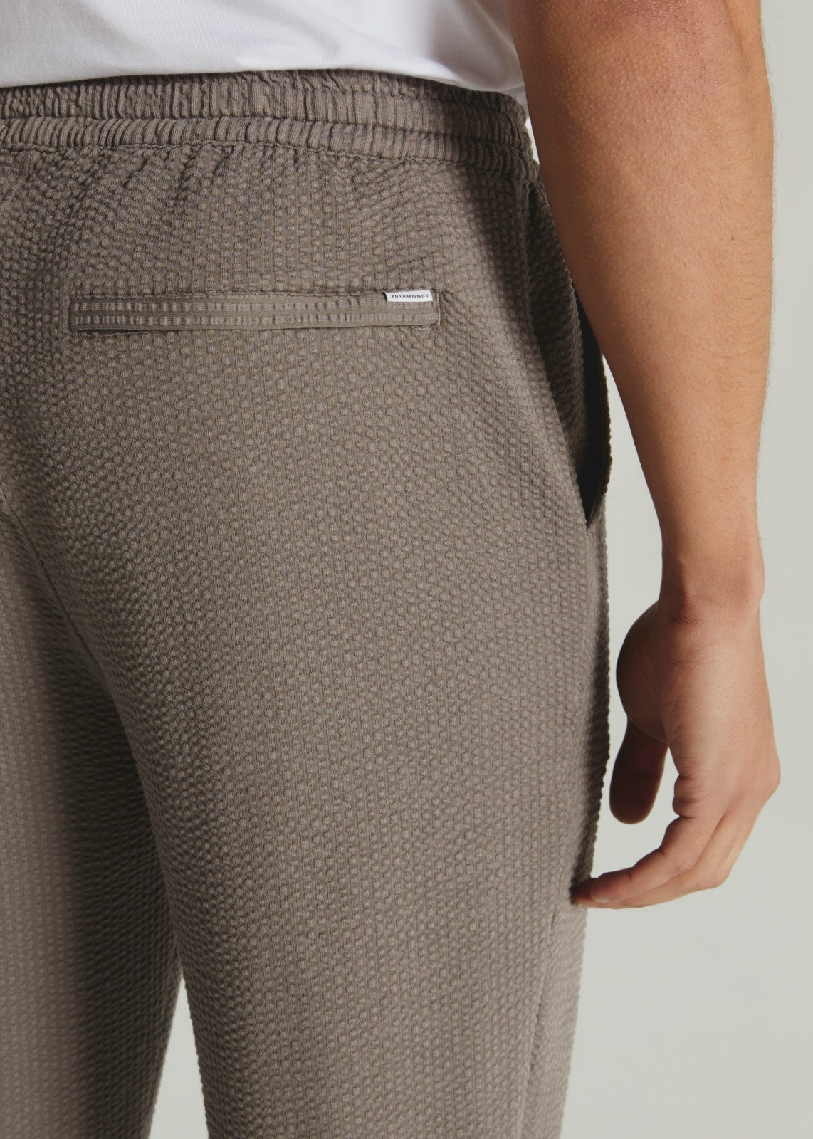 7Diamonds Bennet Seersucker Stretch Pant