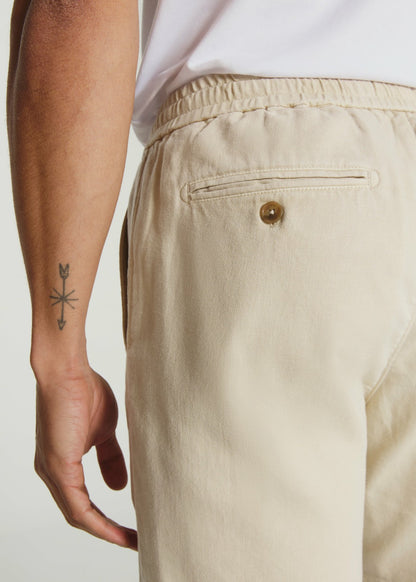 7Diamonds Laguna 8" Stretch Linen Drawstring Short