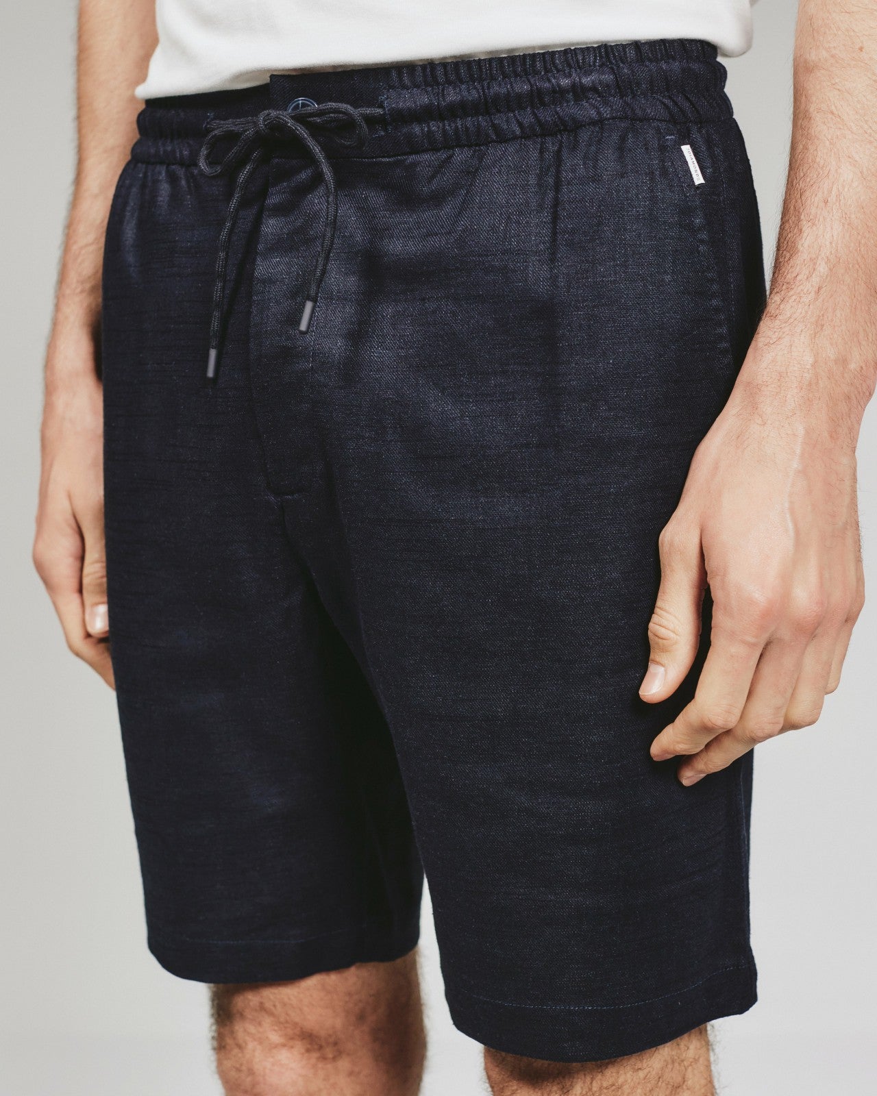 7Diamonds Driftwood Linen Short