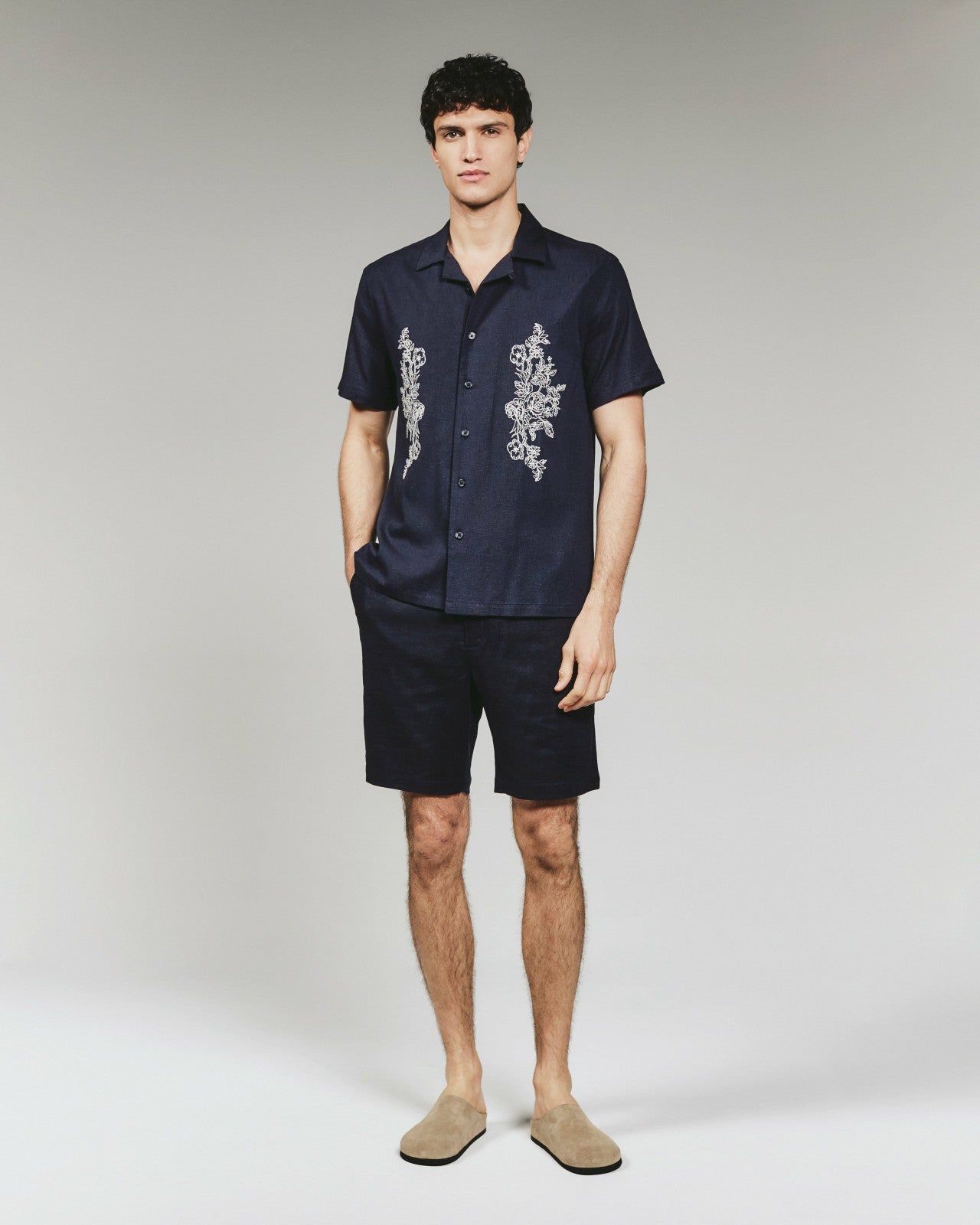 7Diamonds Driftwood Linen Short
