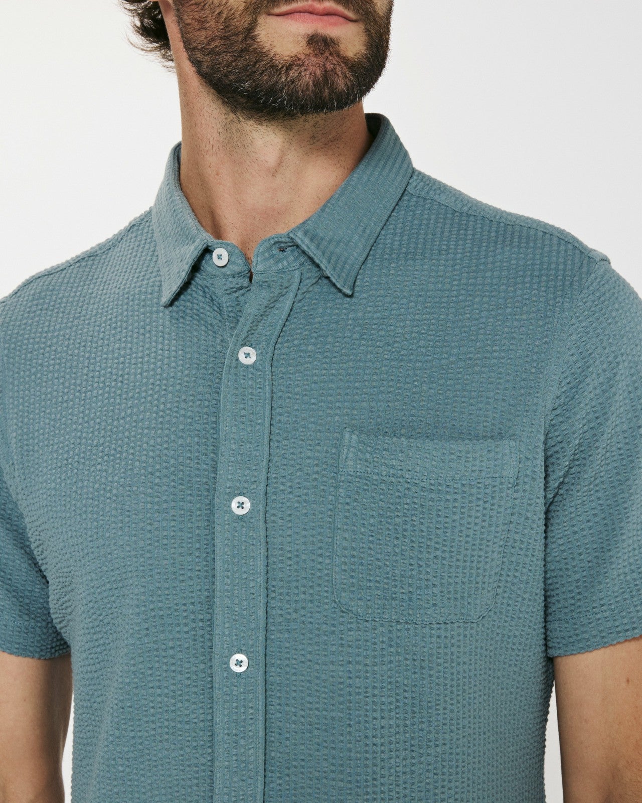 7Diamonds Bennet Seersucker Stretch Short Sleeve Shirt