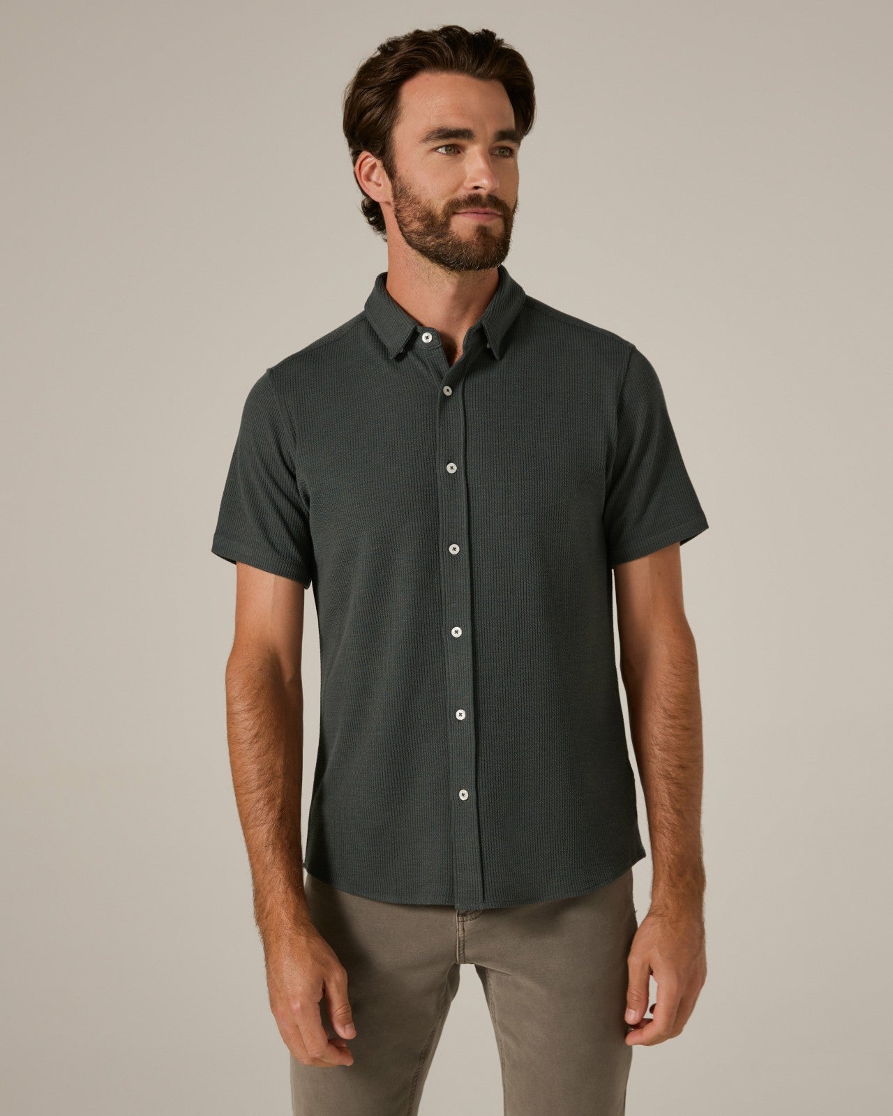 7Diamonds Levine Seersucker Stretch Short Sleeve Shirt