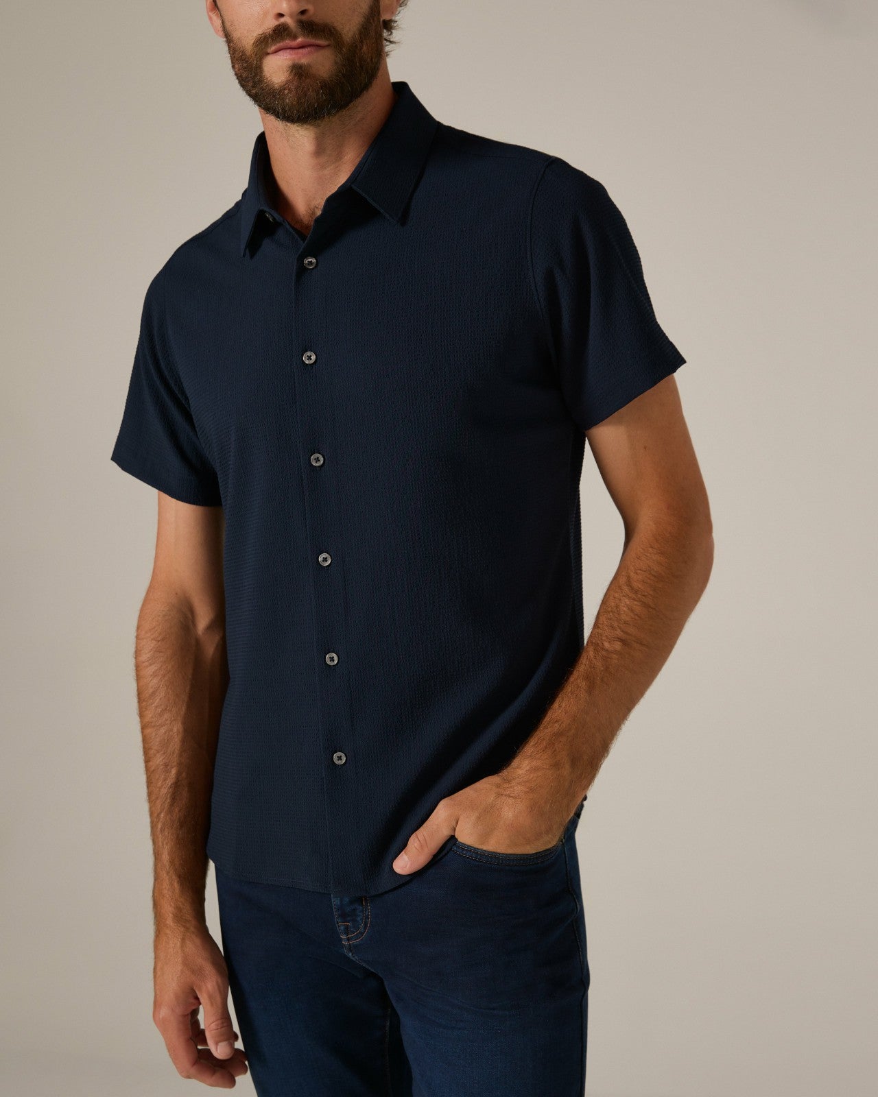 7Diamonds Barnes Seersucker Stretch Short Sleeve Shirt