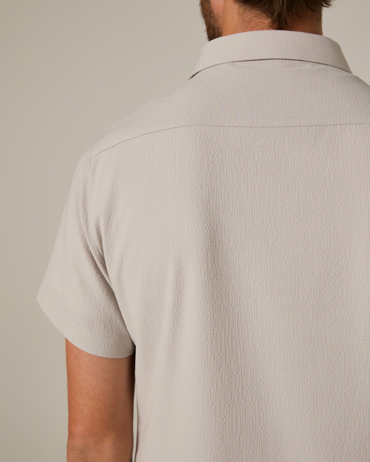 7Diamonds Barnes Seersucker Stretch Short Sleeve Shirt