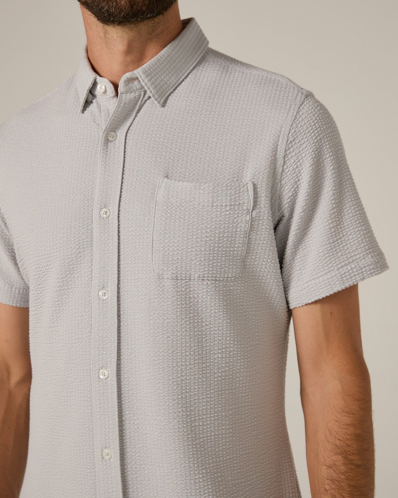 7Diamonds Bennet Seersucker Stretch Short Sleeve Shirt