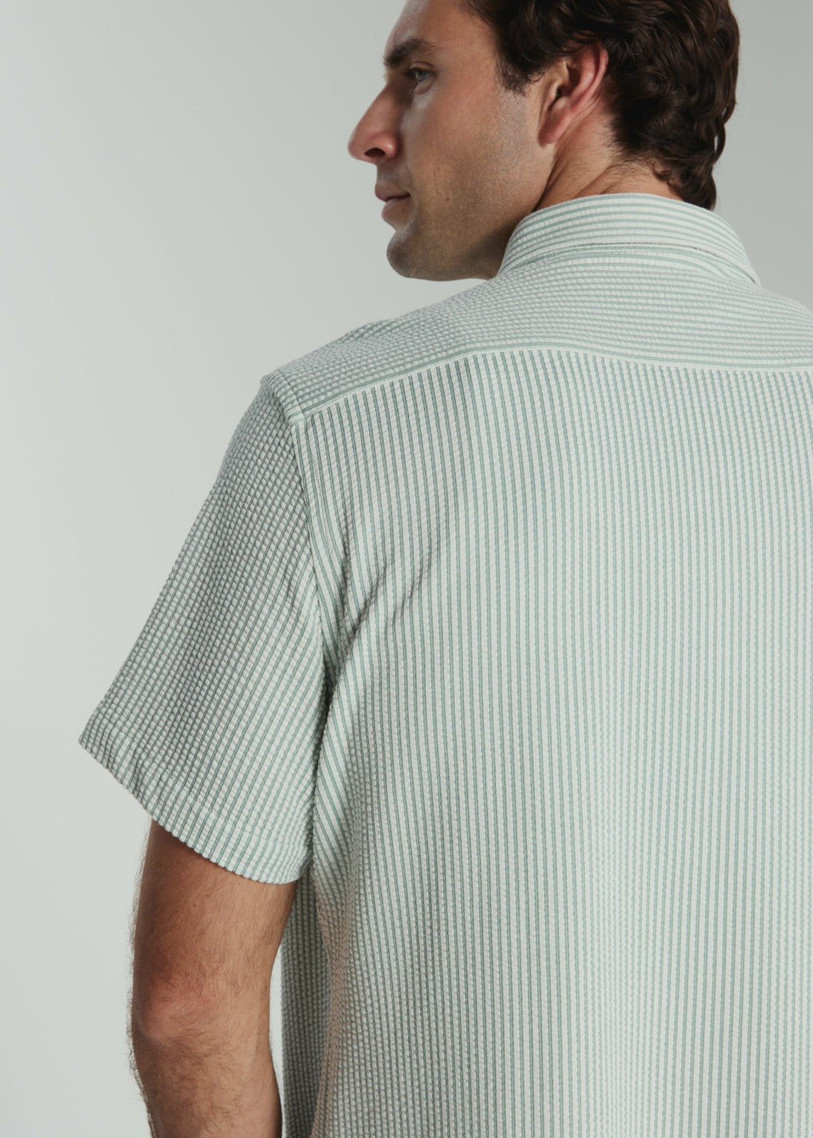 7Diamonds Keaton Seersucker Stretch Short Sleeve Shirt