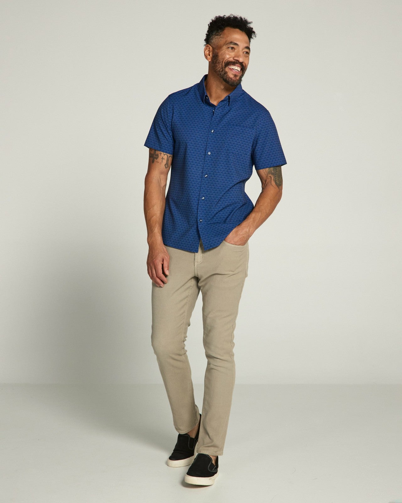 7Diamonds Layne Seersucker Stretch Short Sleeve Shirt