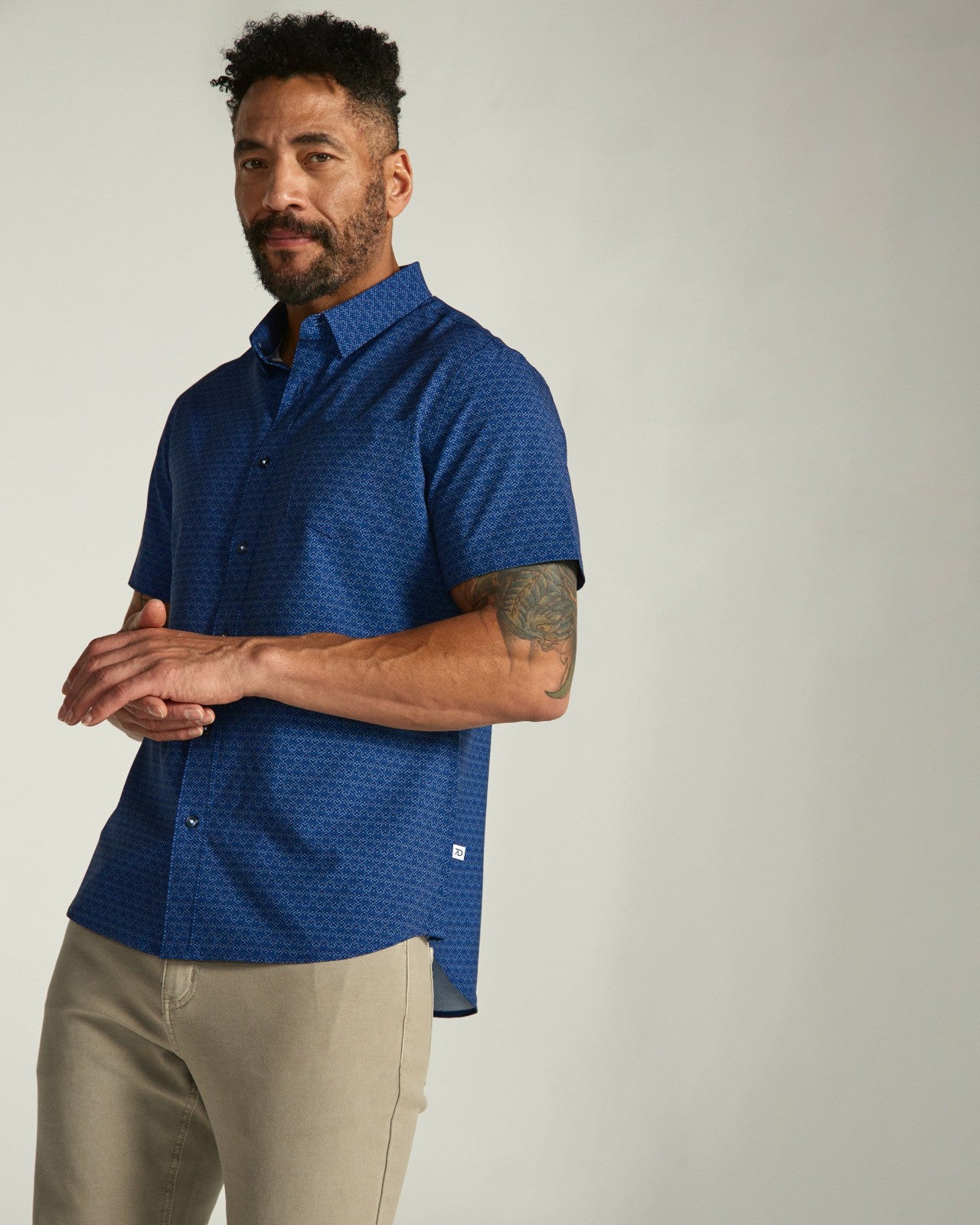 7Diamonds Layne Seersucker Stretch Short Sleeve Shirt