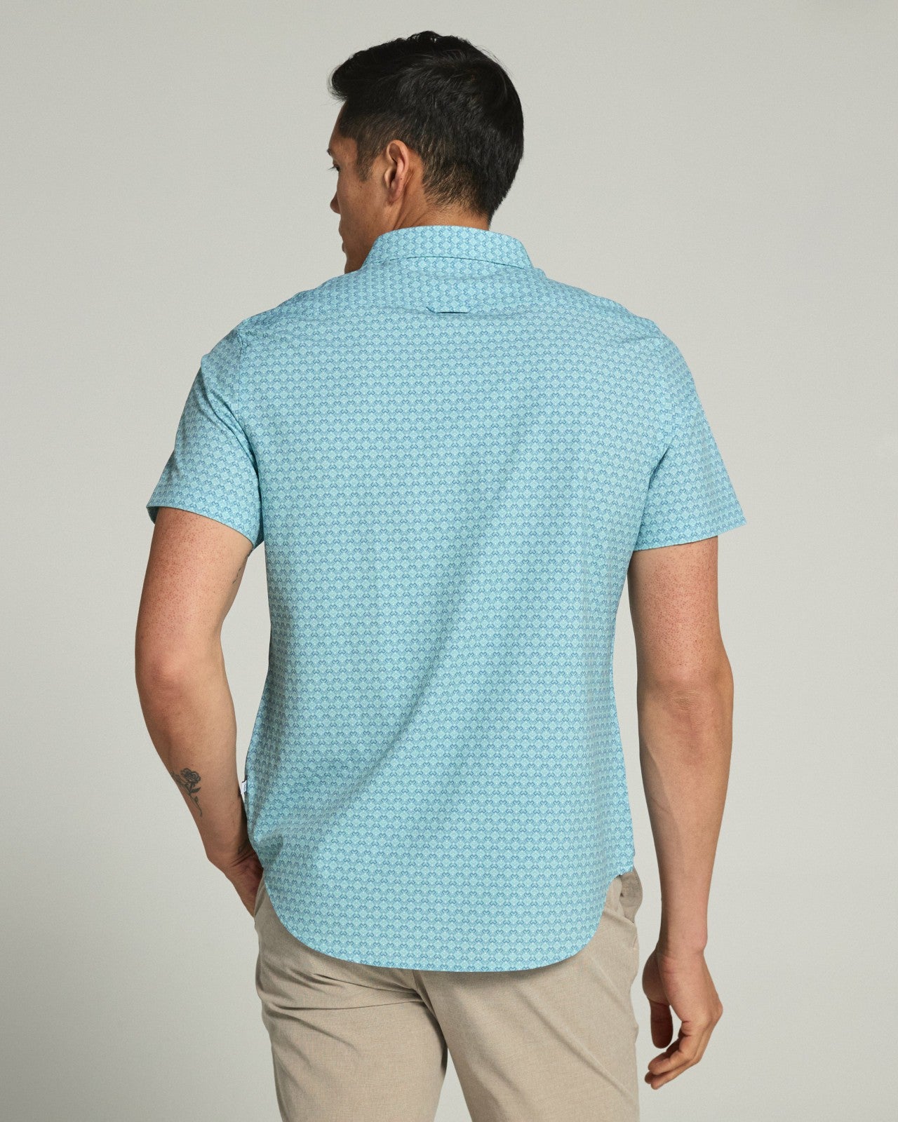7Diamonds Layne Seersucker Stretch Short Sleeve Shirt