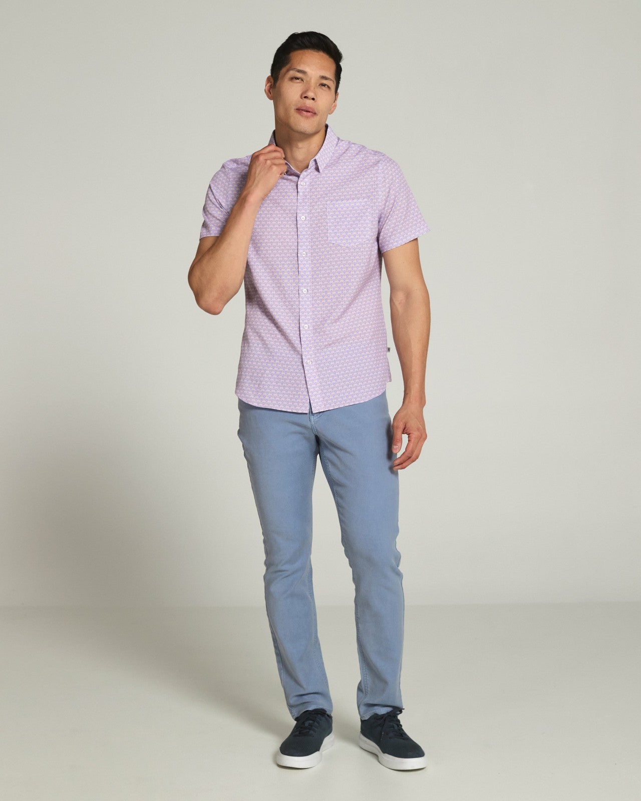 7Diamonds Layne Seersucker Stretch Short Sleeve Shirt
