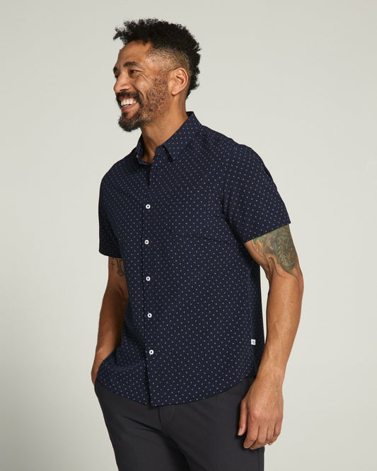 7Diamonds Gareth Seersucker Stretch Short Sleeve Shirt