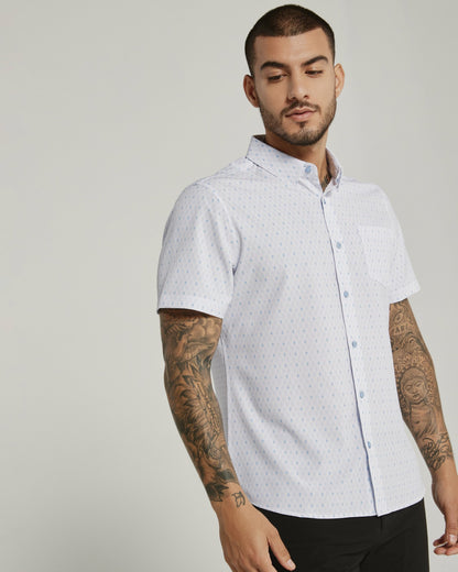 7Diamonds Calix Seersucker Stretch Short Sleeve Shirt