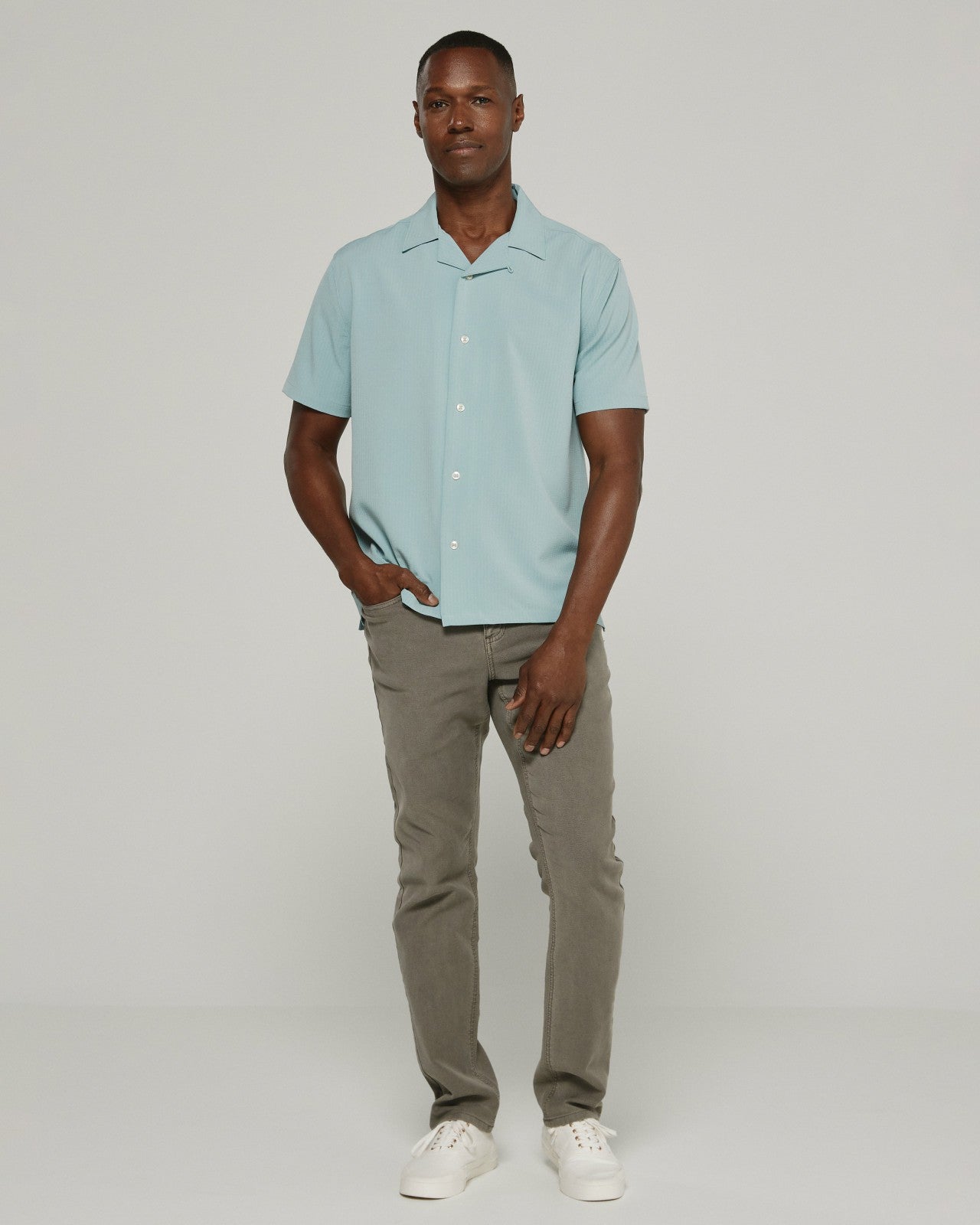 7Diamonds Vance Seersucker Stretch Camp Shirt