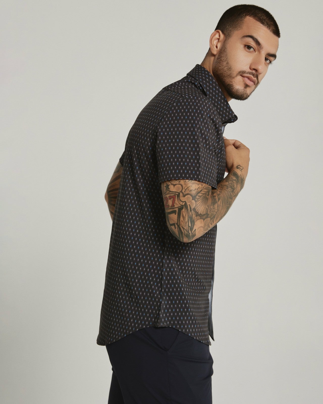 7Diamonds Calix Seersucker Stretch Short Sleeve Shirt