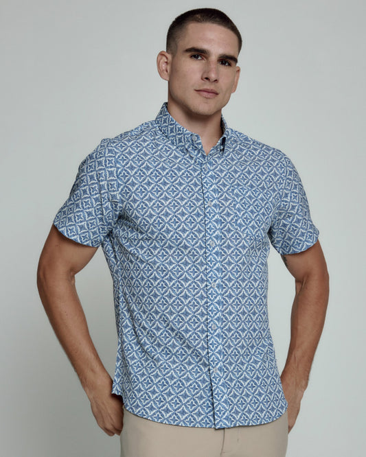 7Diamonds Lucca Seersucker Stretch Short Sleeve Shirt