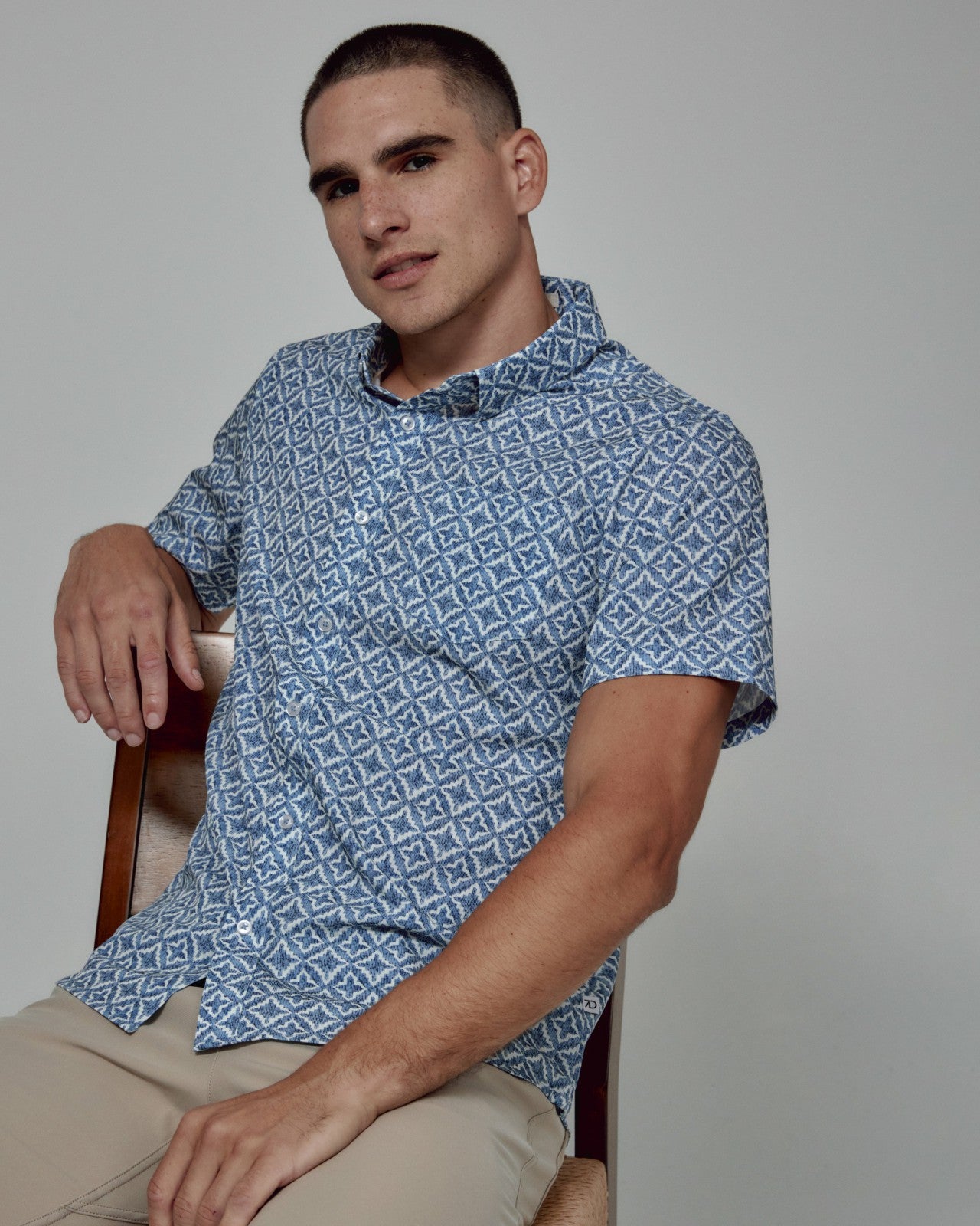 7Diamonds Lucca Seersucker Stretch Short Sleeve Shirt