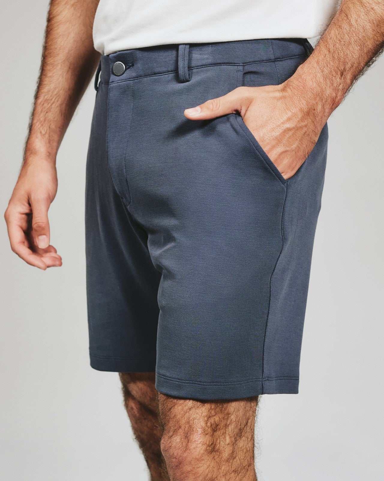 7Diamonds Modal 8" Short