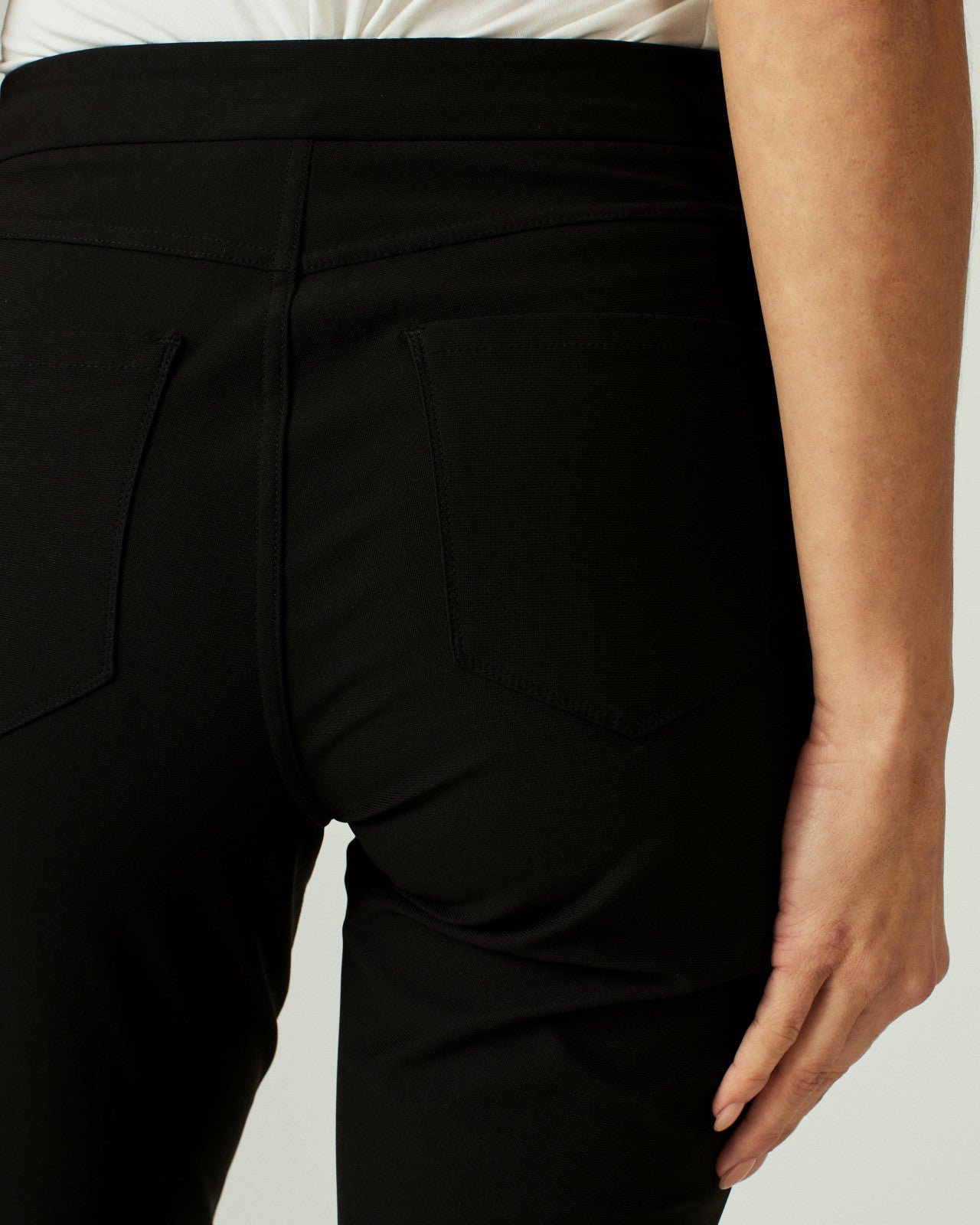 7Diamonds 7Diamonds Infinity Straight Leg Pant