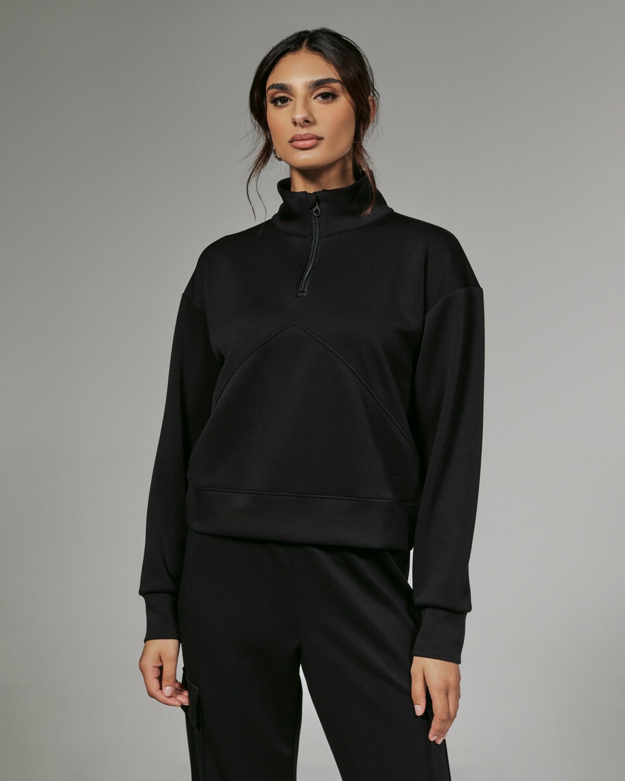 7Diamonds REV™ Crop Quarter-Zip Pullover