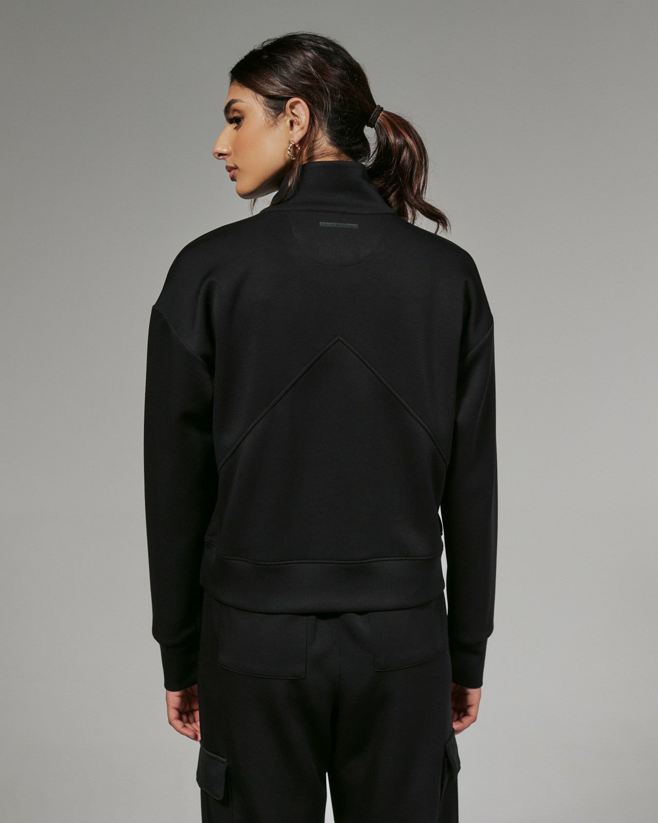 7Diamonds REV™ Crop Quarter-Zip Pullover