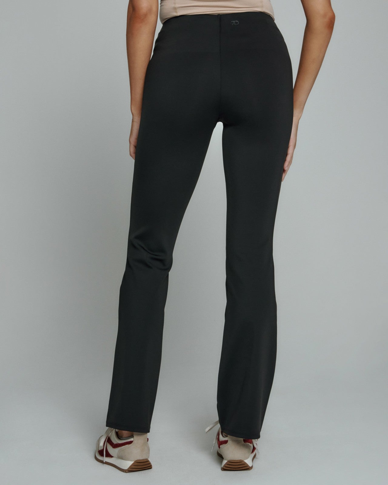 7Diamonds It Flare Pant