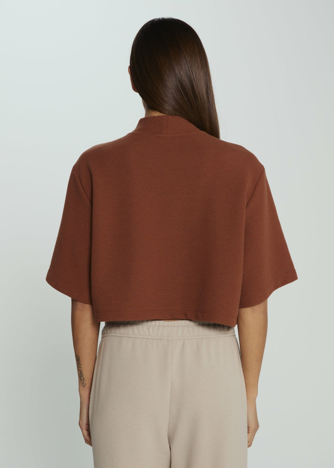 7Diamonds Ellis Short Sleeve Crop Top