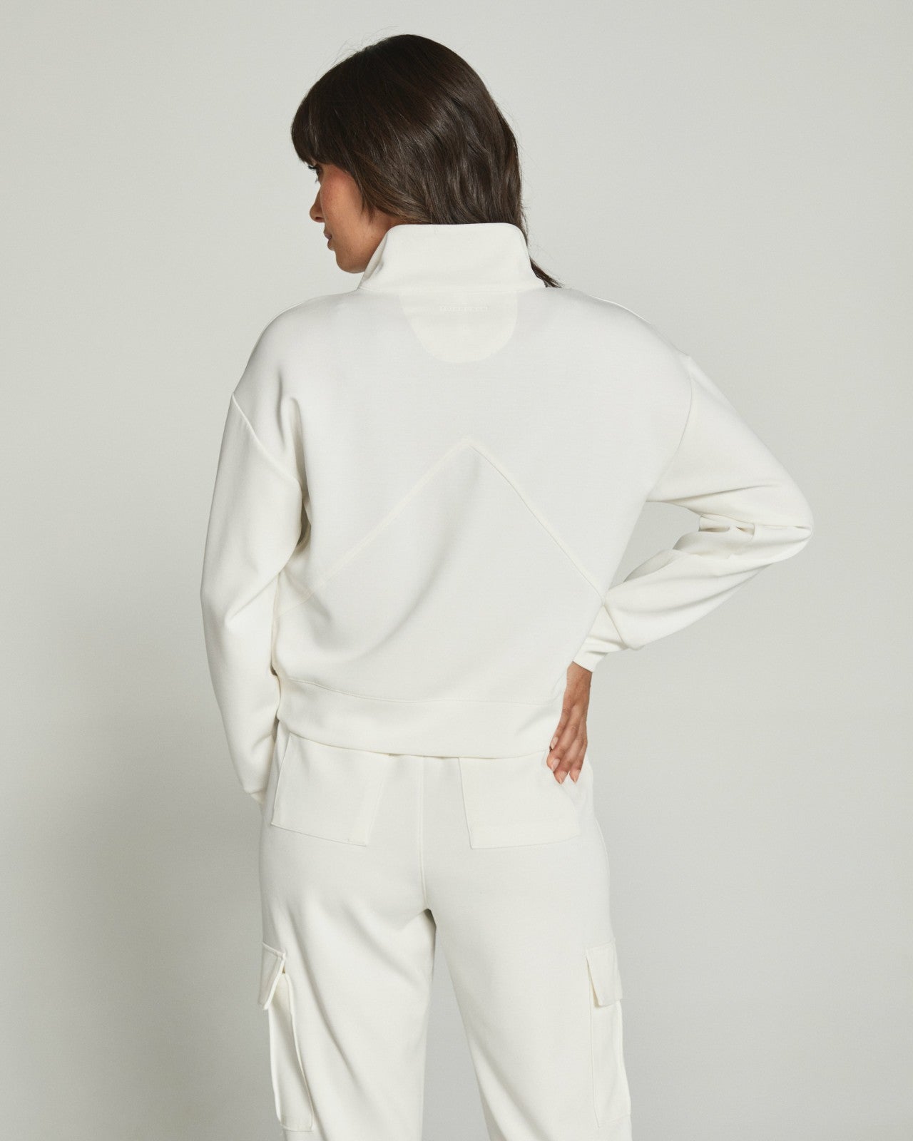 7Diamonds REV™ Crop Quarter-Zip Pullover