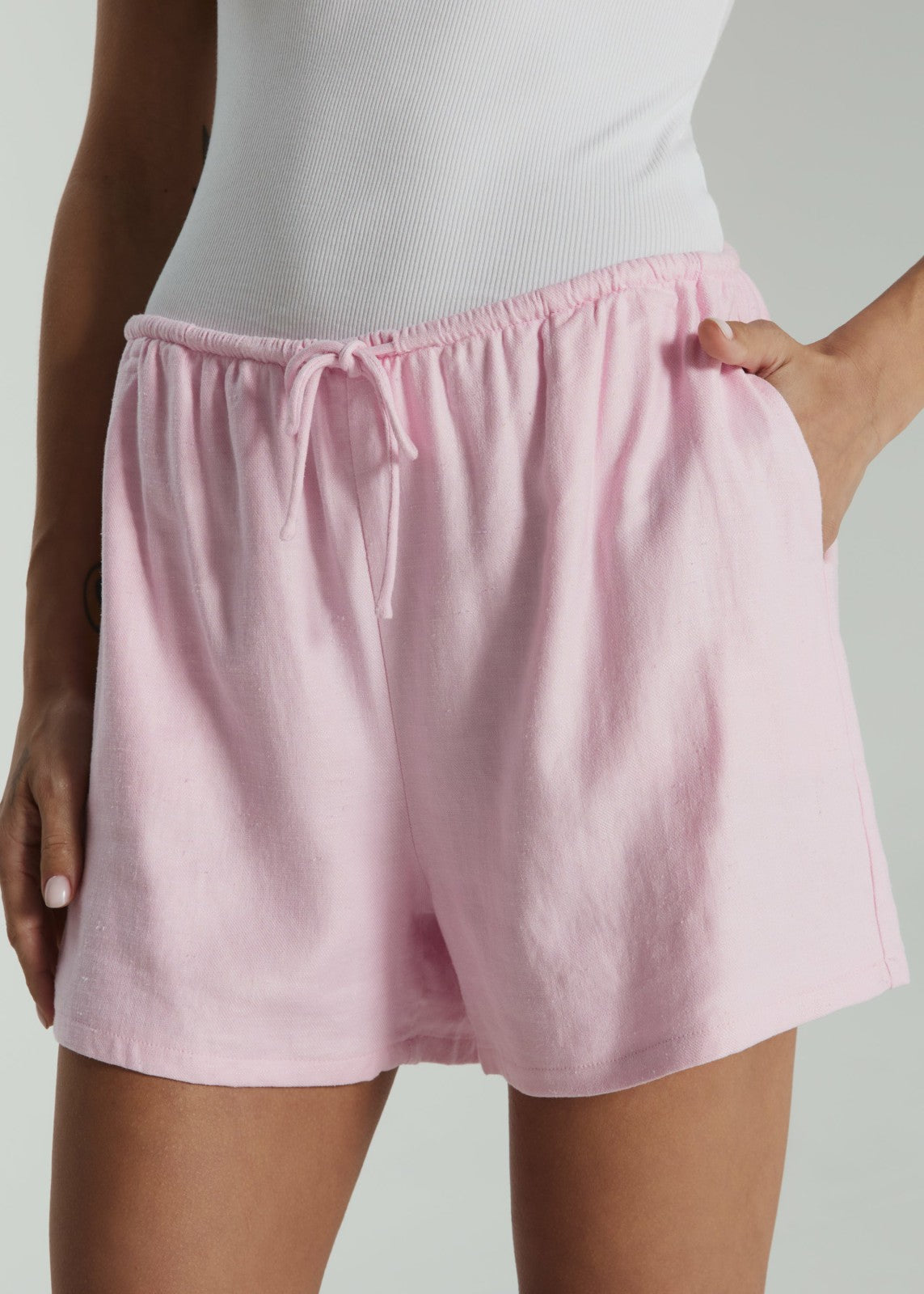 7Diamonds Lana Linen Short