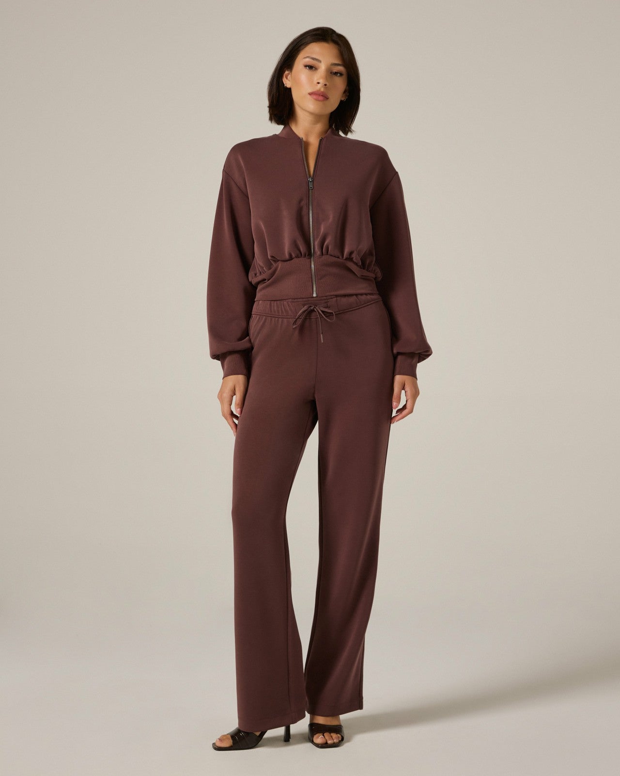 7Diamonds REV™ Straight Leg Pant
