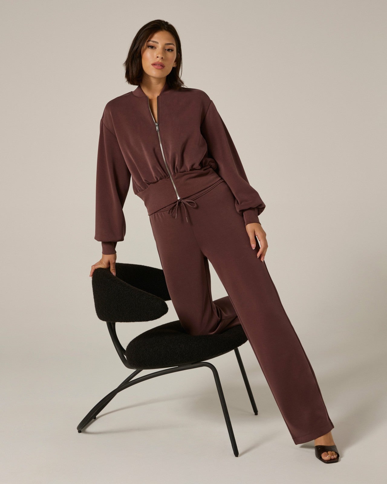 7Diamonds REV™ Straight Leg Pant