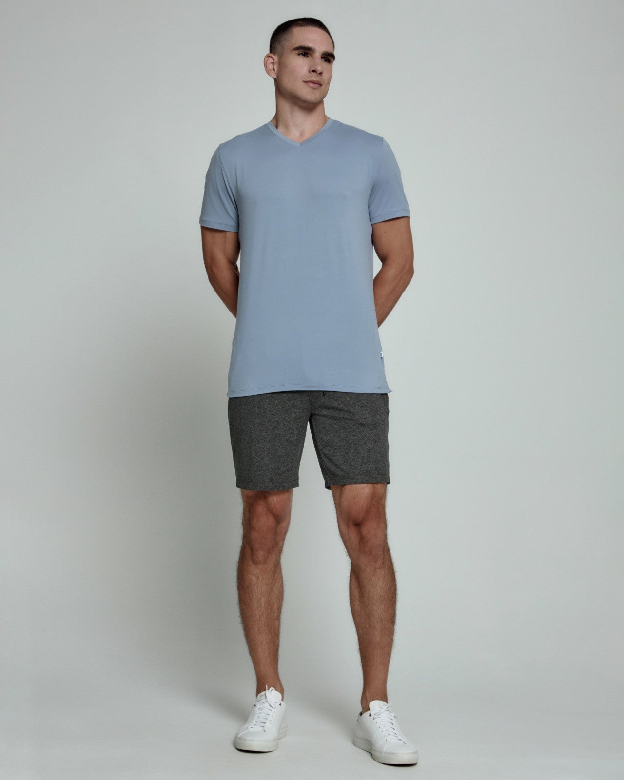 7Diamonds Core V-Neck Tee