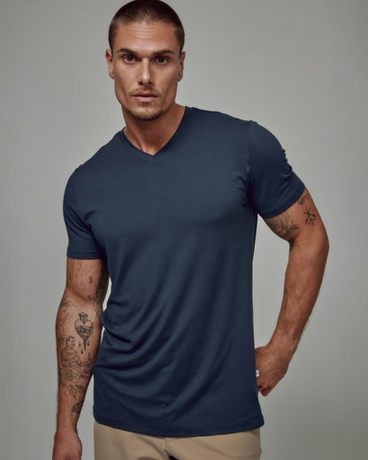 7Diamonds Core V-Neck Tee
