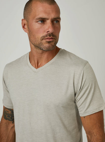 7Diamonds Core V-Neck Tee