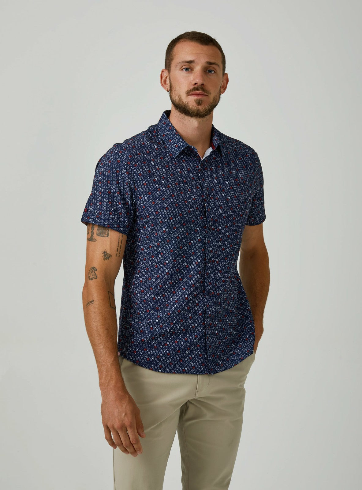 7Diamonds My Universe Short Sleeve Shirt