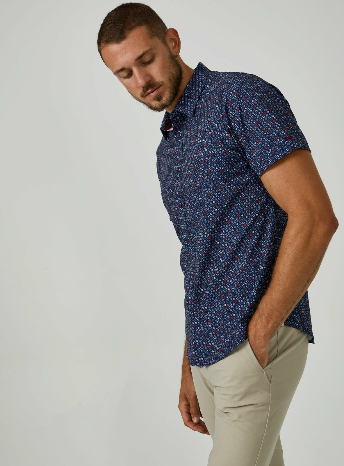 7Diamonds My Universe Short Sleeve Shirt