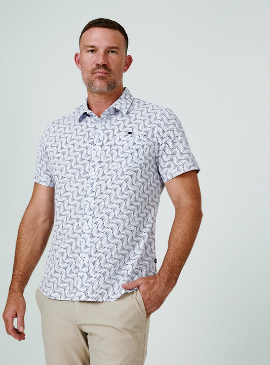 7Diamonds Gold Coast Short Sleeve Shirt