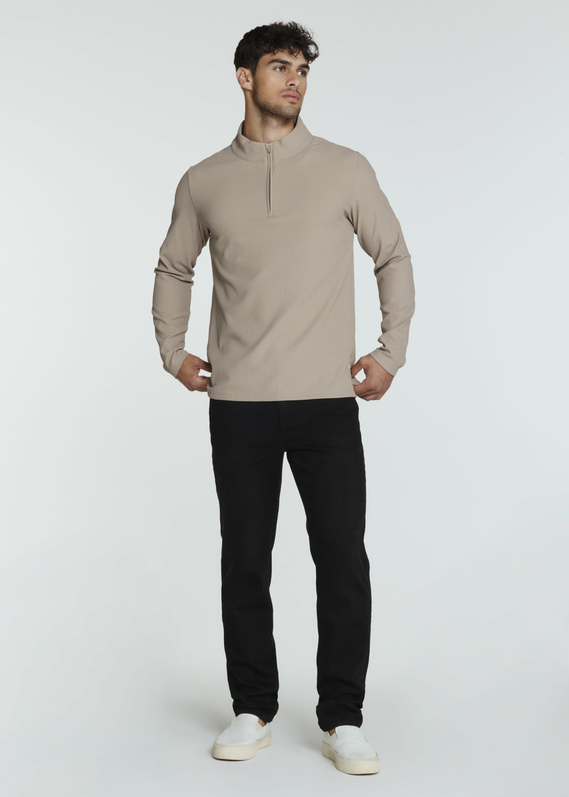7Diamonds Drift Quarter Zip Pullover