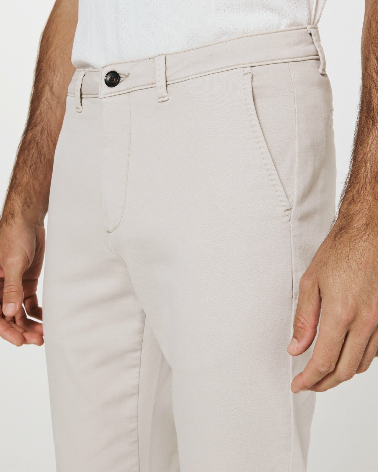 7Diamonds Payton Chino Pant