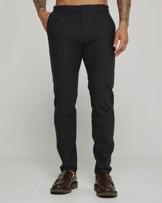 7Diamonds Infinity™ Chino Pant