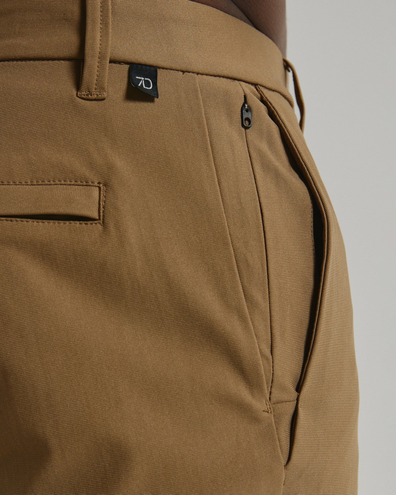 7Diamonds Infinity™ Chino Pant