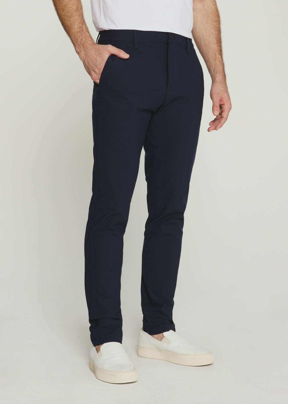 7Diamonds Infinity™ Chino Pant