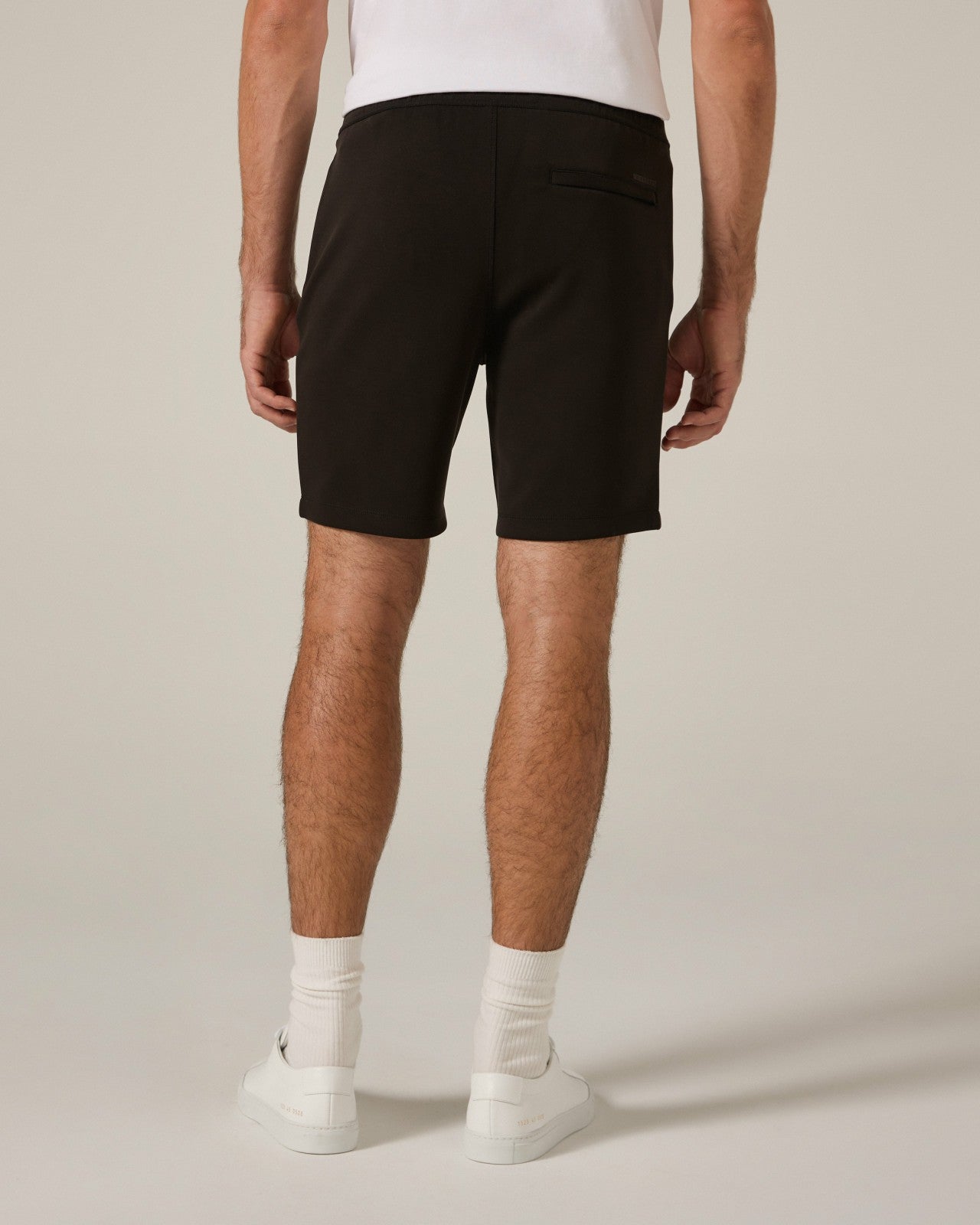 7Diamonds REV™ Classic 8" Short