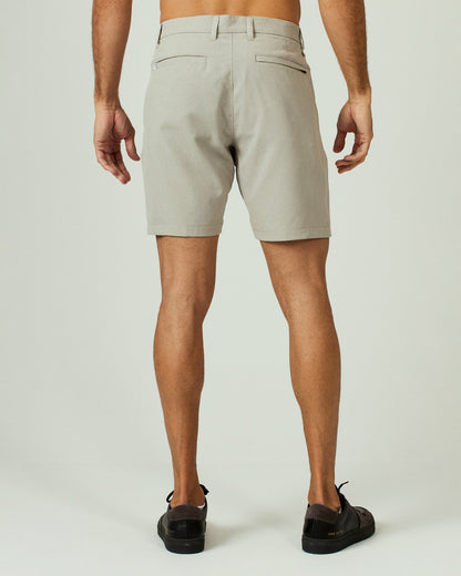 7Diamonds Oxygenate 7" Short